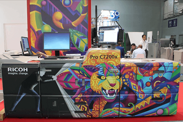 Парк поліграфічного обладнання сучасної київської друкарні повного циклу "Квітка" поповнився 5-ти колірною друкарською машиною Ricoh Pro C7200X